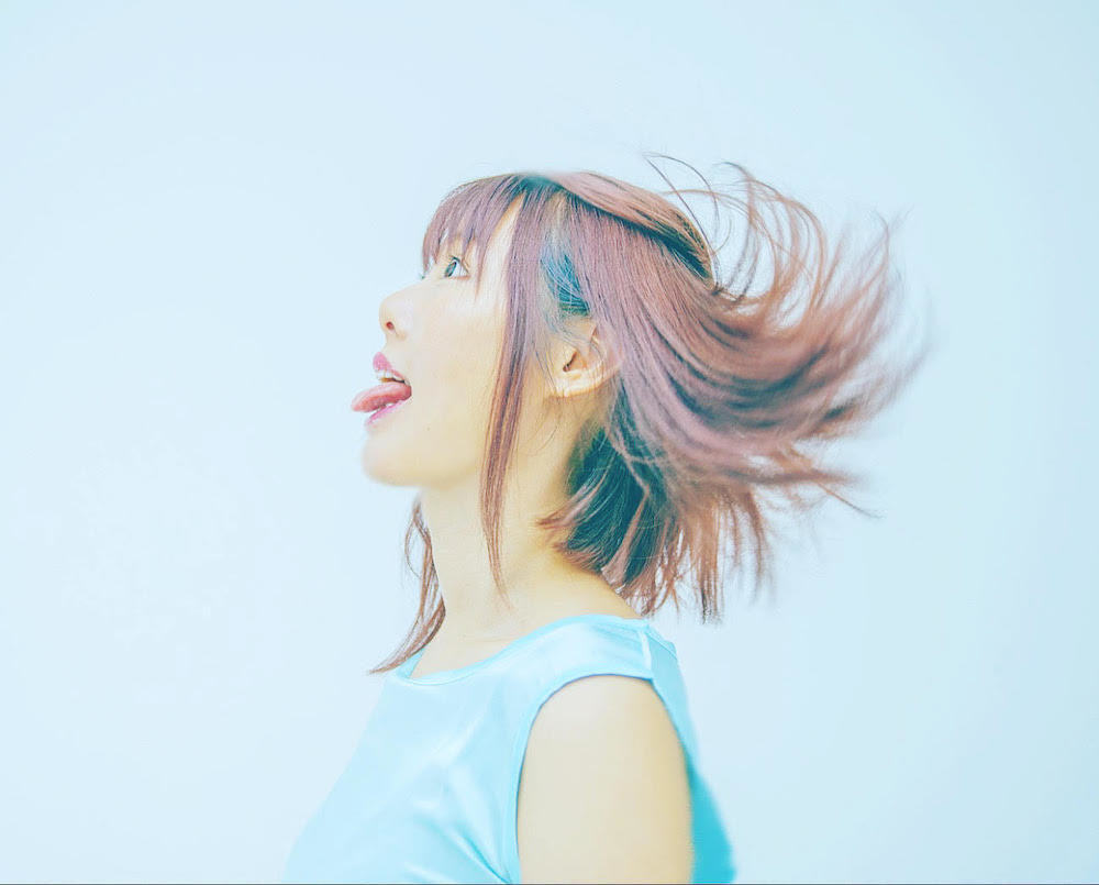 CAREN　様々な表情・スタイルで届ける心からの音楽