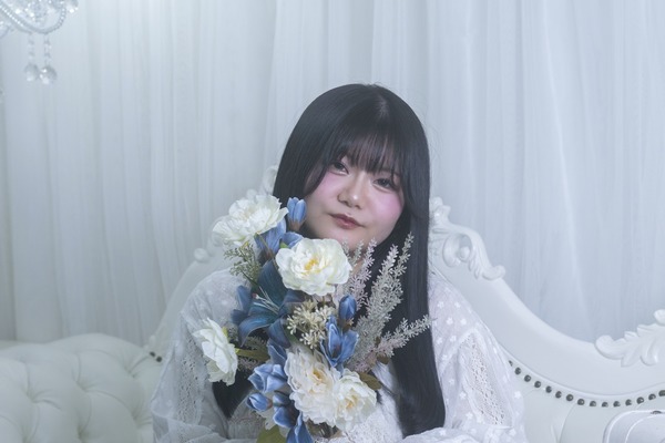 とみい れな　日常を映画に変える歌声と15歳から紡ぐ表現の軌跡