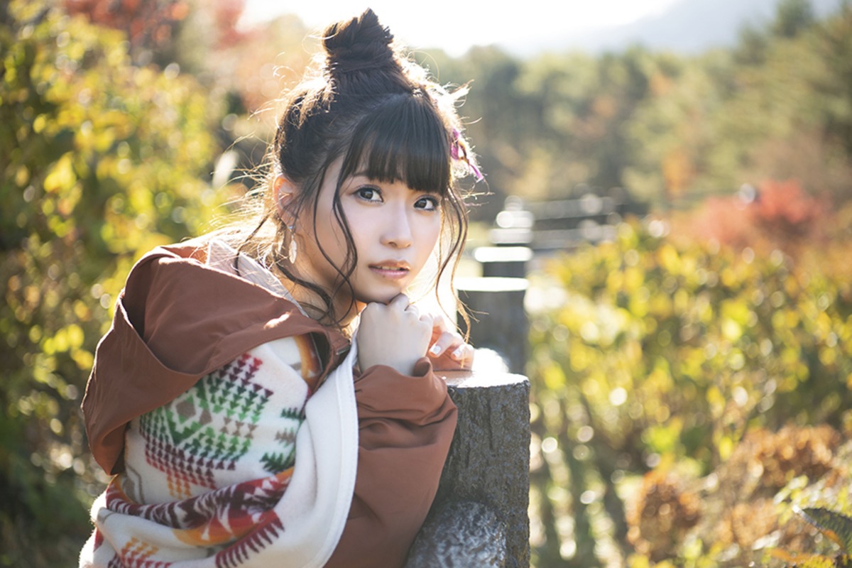 亜咲花 確かな表現力で多彩な世界観を歌い上げる次世代の要注目アニソンシンガー Muevo Voice