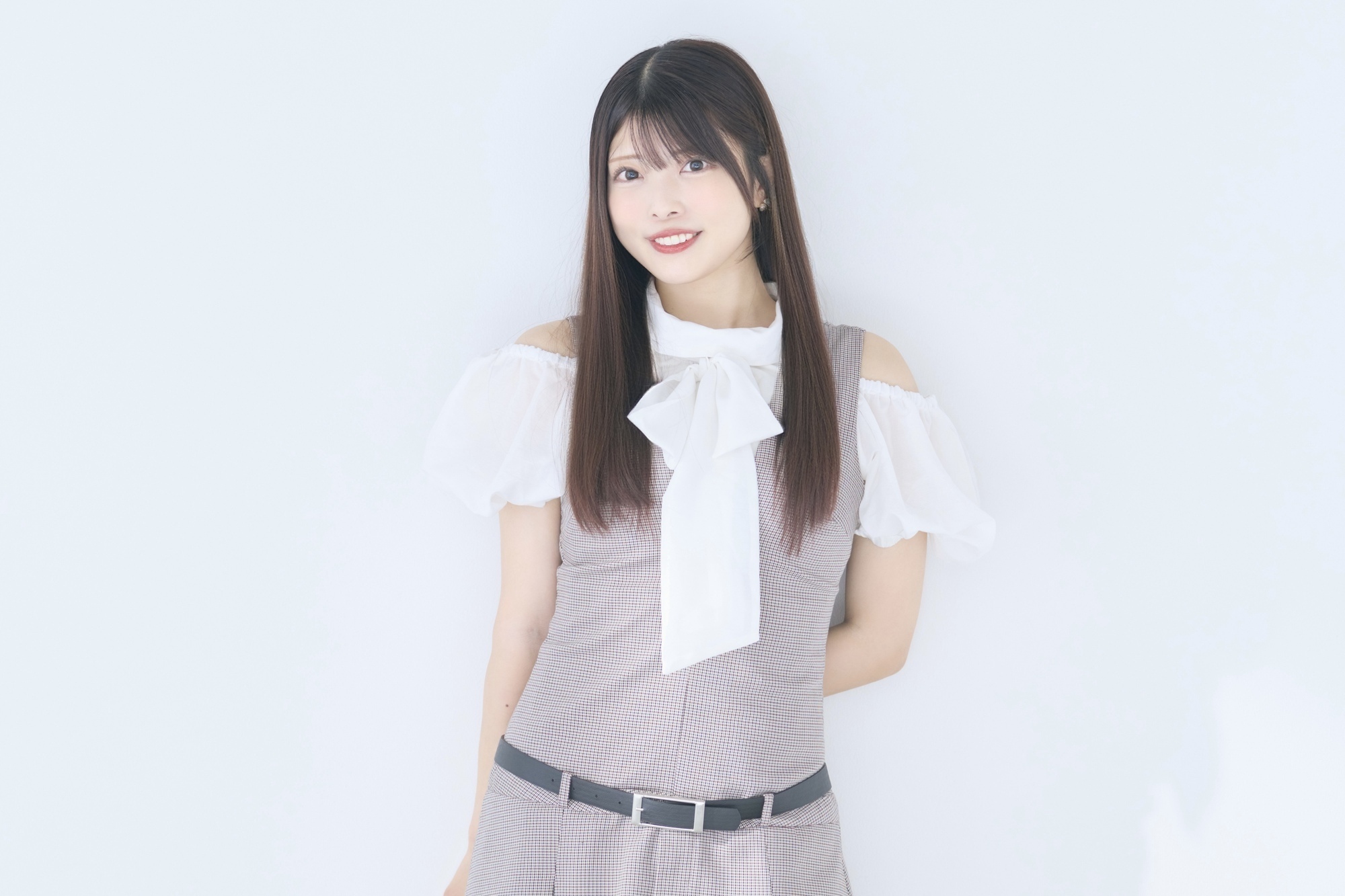新穂貴城　アイドルとグラビアの二刀流！薩摩が生んだ紫色のプリンセス