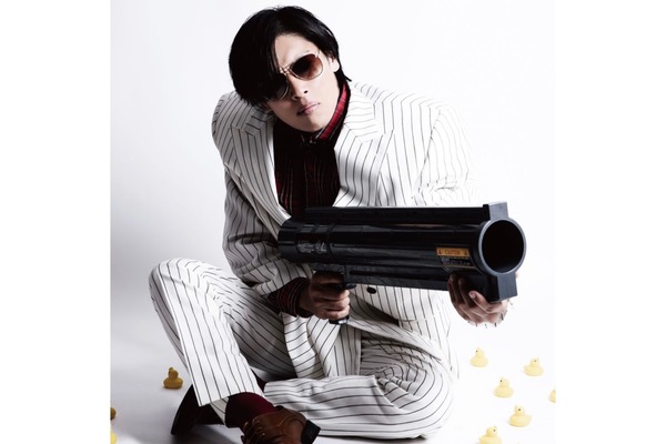 肩幅ヒロシ　肩幅0.0006kmの衝撃！ 唯一無二の“ナンダコレハ”を提供し続ける異端児