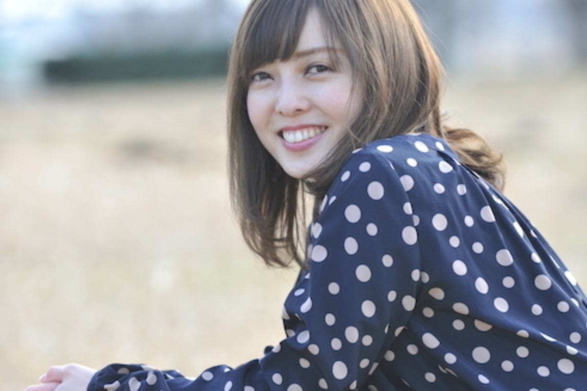 高橋アスカ 切なく甘い歌声と確かな歌唱力で歌を届けるシンガー Muevo Voice