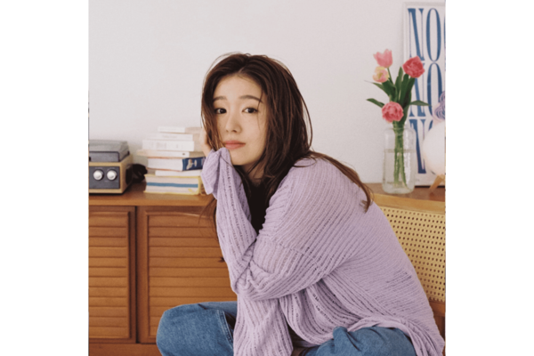 杏沙子　“その瞬間”をそのまま歌に　パラレルワールドへの扉を開くシンガーソングライター