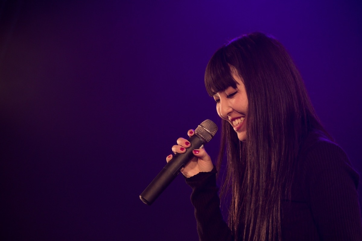 副島美羽 万人に響く黒い歌声を放つ若き歌姫 Muevo Voice