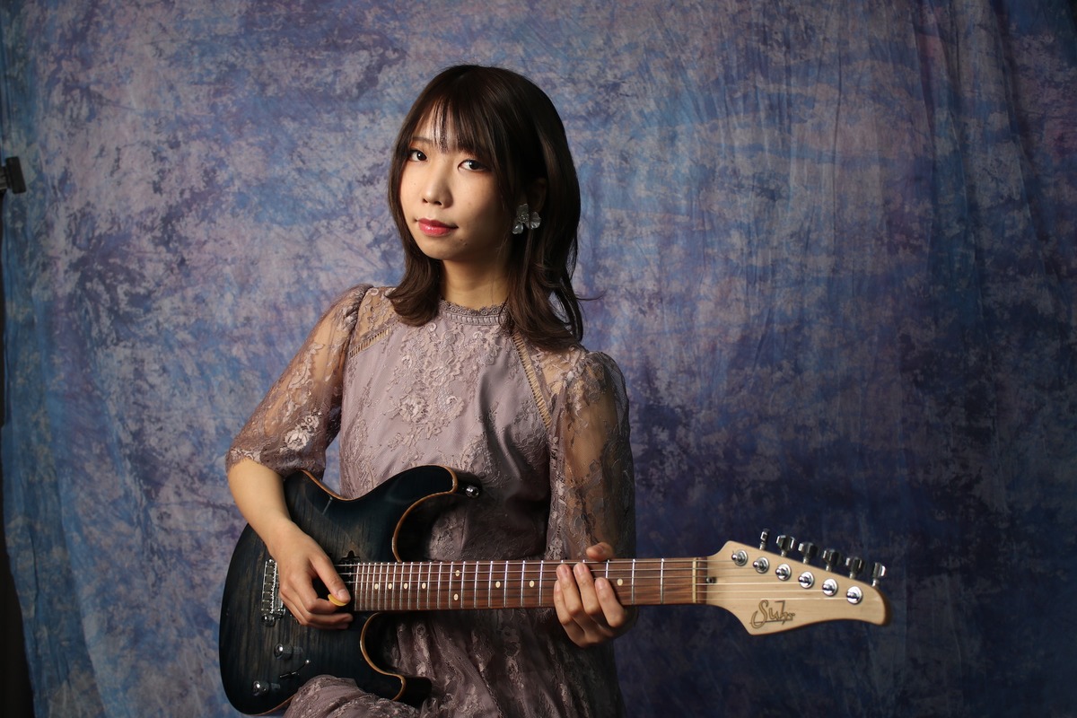 柏木みゆう 感情豊かに鳴らす 硬質で鋭利なギターサウンド Muevo Voice